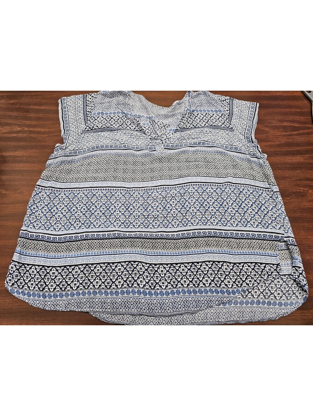 Boho Blue White Print Top Women XL* Lightweight Rayon Short Sleeve Tie Front